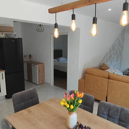 Little Swiss Apartment *